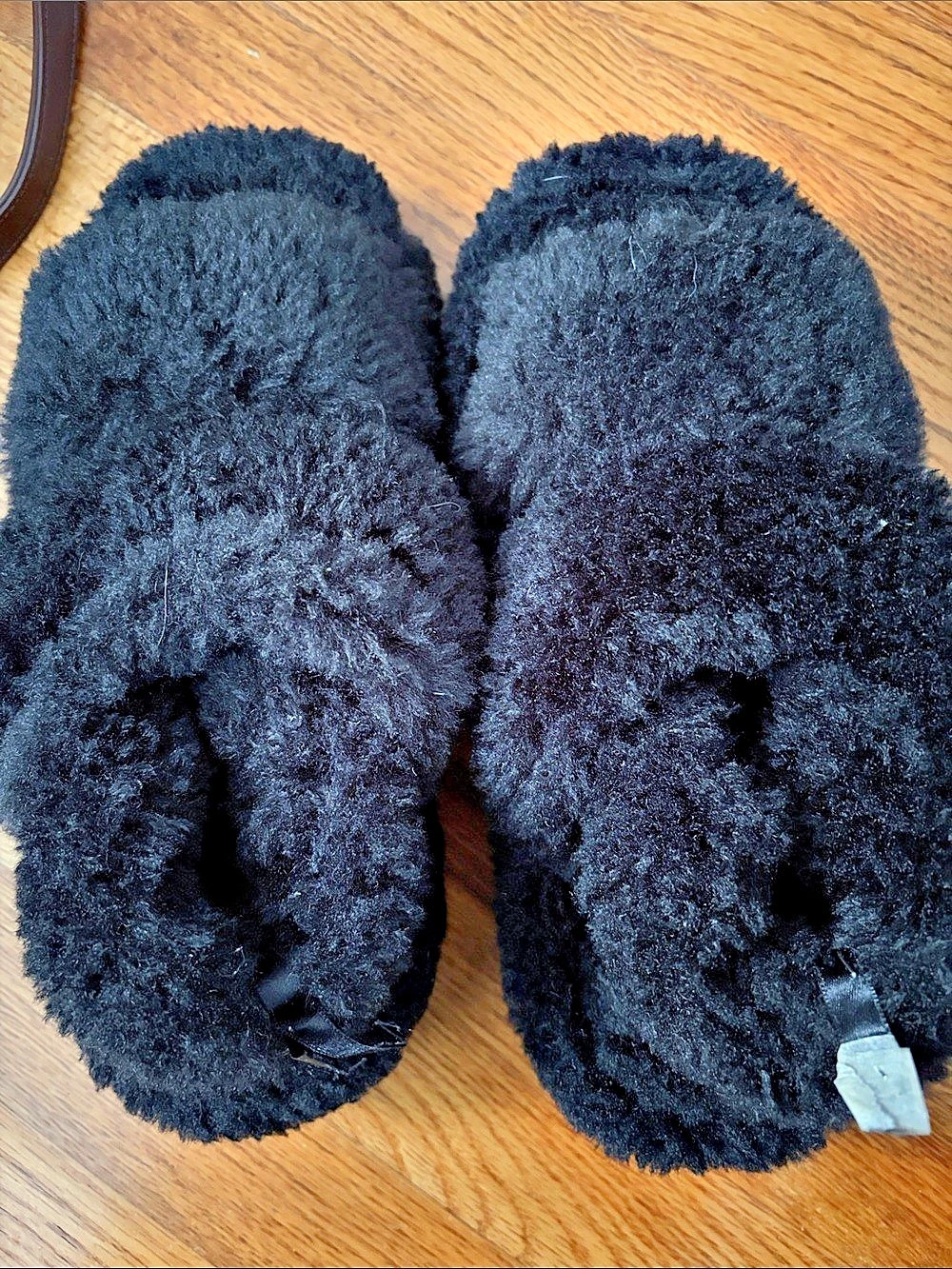 Clergerie Black Fleece Slippers US 7
